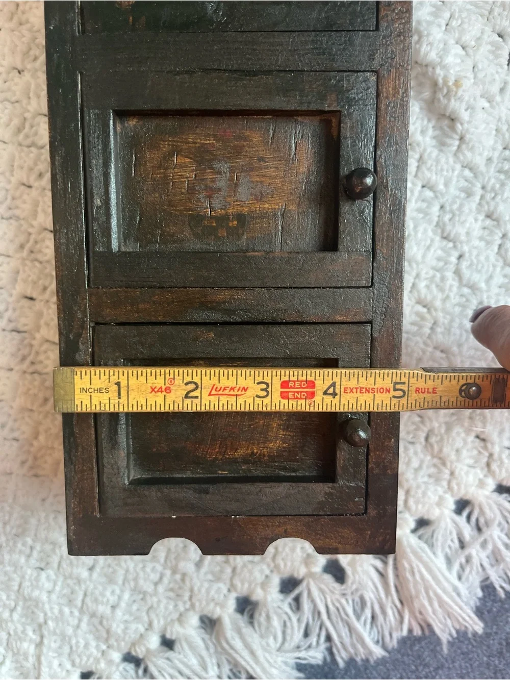 N/A small dark
